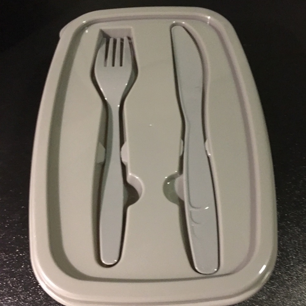 Lunch Box - Picture 4 of 7